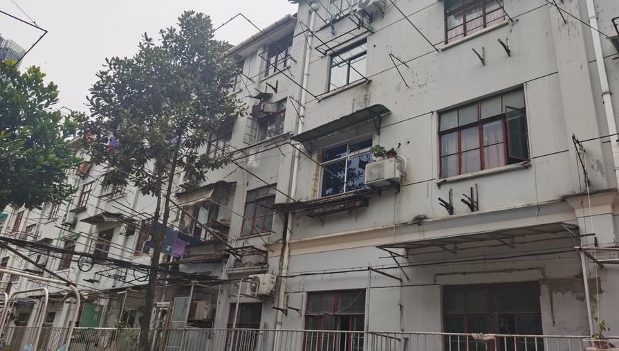 吴鹿娣|上观新闻：北外滩最难旧改成功背后：抱团拒绝评估的里弄，最后为何100%签约？