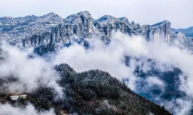 惊艳|仙山秘境、峡谷奇石、胜迹城楼……湖北10个赏雪地，惊艳震撼！