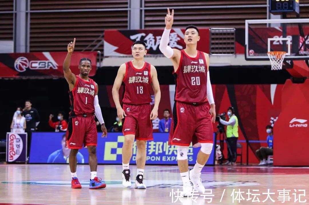 北京队|北京队25人名单有变!4外援到位,2人离队,曾凡博队友坐冷板凳