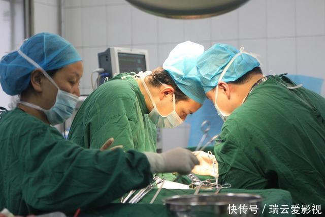 宝爸|“宁可让男医生备皮,也不愿老公动手”,宝妈的回答,让丈夫自责