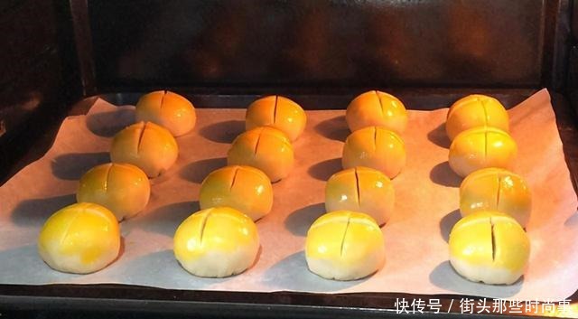  教你做开花板栗酥，内里甜蜜软糯，外皮多层酥香，一碰就掉渣