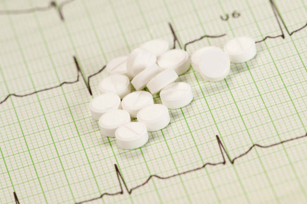 肾衰竭|同吃他汀2年，一个斑块消失，一个肾衰竭死亡，牢记3句诚恳忠告