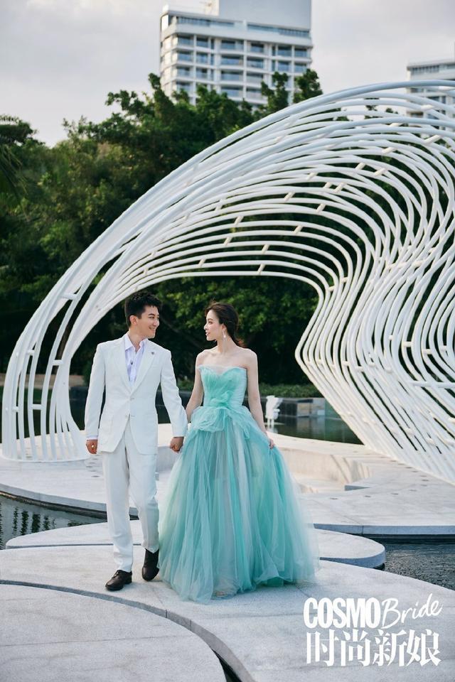 跳水皇后吴敏霞再拍婚纱照!穿薄纱裙美过女明星,老公帅到爆表