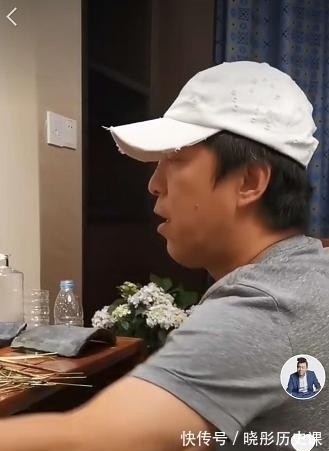 秋千|黃渤的豪宅曝光,喜歡吃夜宵,在家經(jīng)常親自下廚,至今毫無(wú)緋聞