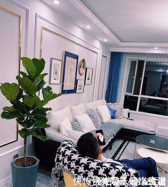 客厅|新房通风半年准备入住,打扫干净漂亮极了,进门就被客厅迷住了