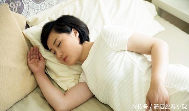 孕检|孕妈夜里4种行为,往往是胎儿发育不良的诱因,准妈妈需要改善下