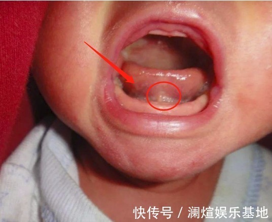 宝妈|奶奶给满月孙子剃光眉毛,一个月后悔不当初,宝妈:您回老家吧