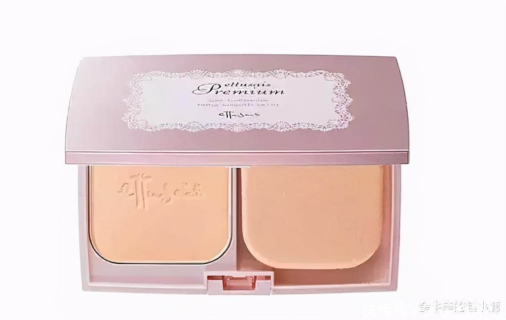 化妆包|日系博主“化妆包”大公开!看看她们都在用什么,可能和你有同款