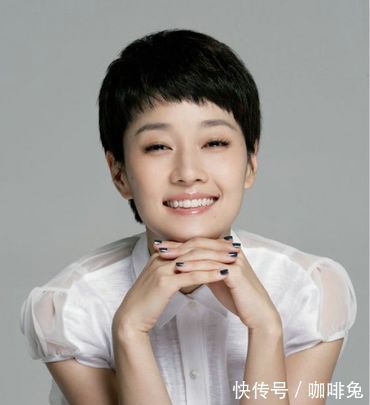 小子头|美女嫌太热,长发剪短发,清凉帅气很满意