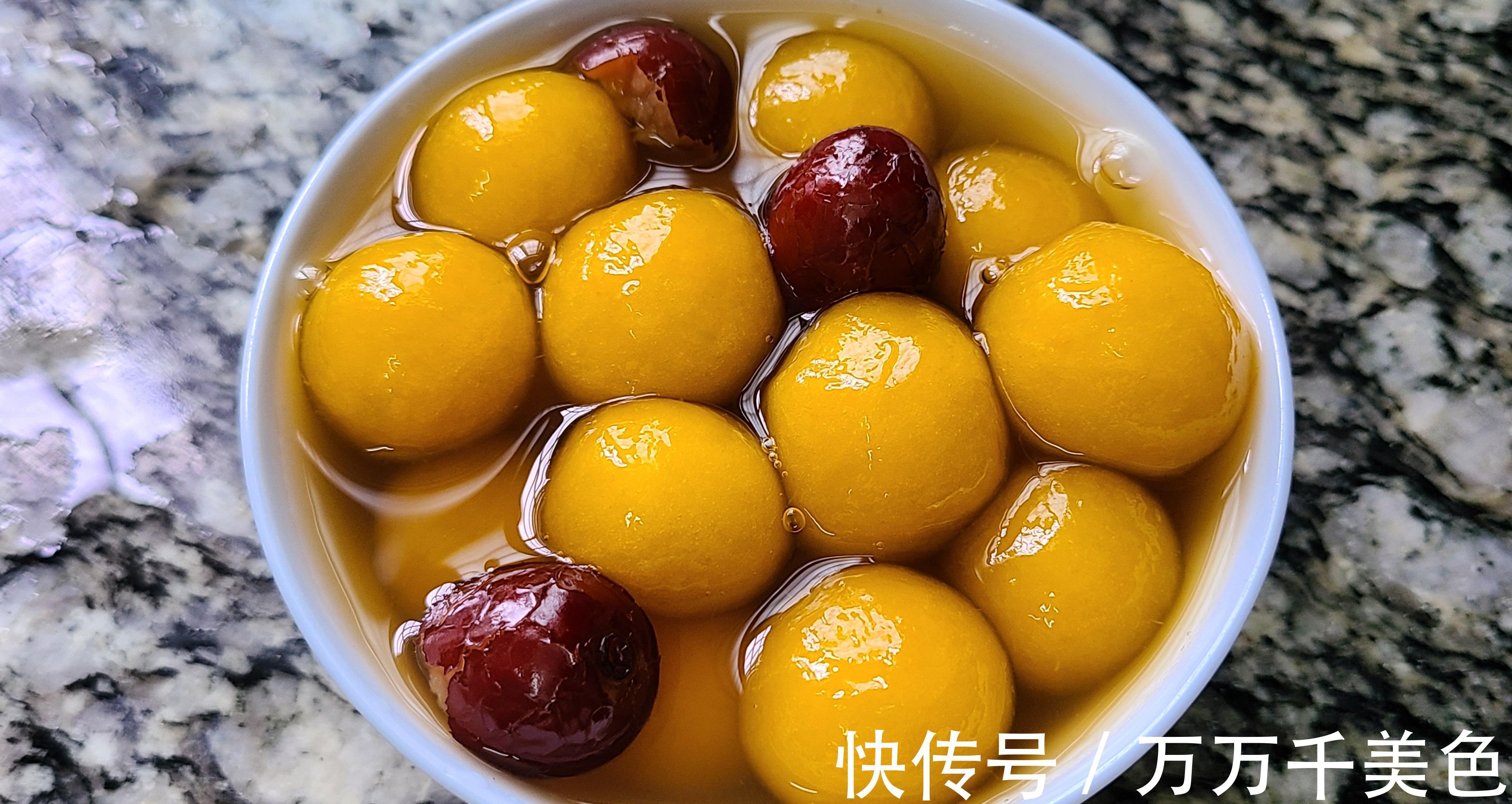 天气凉了,教你一道广东的滋补糖水,Q弹好吃味道很棒