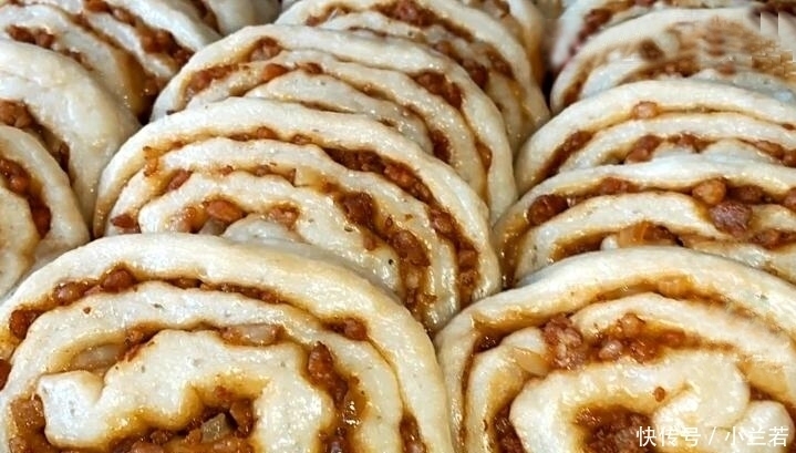 入秋后我家常吃这种面食,咸香松软,营养好吃,我家2天做一锅