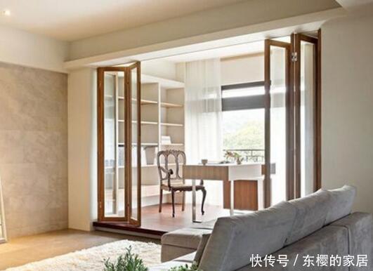 齐家栗子|头次见阳台不装推拉门，聪明人都喜欢用折叠门替代，美观又大气