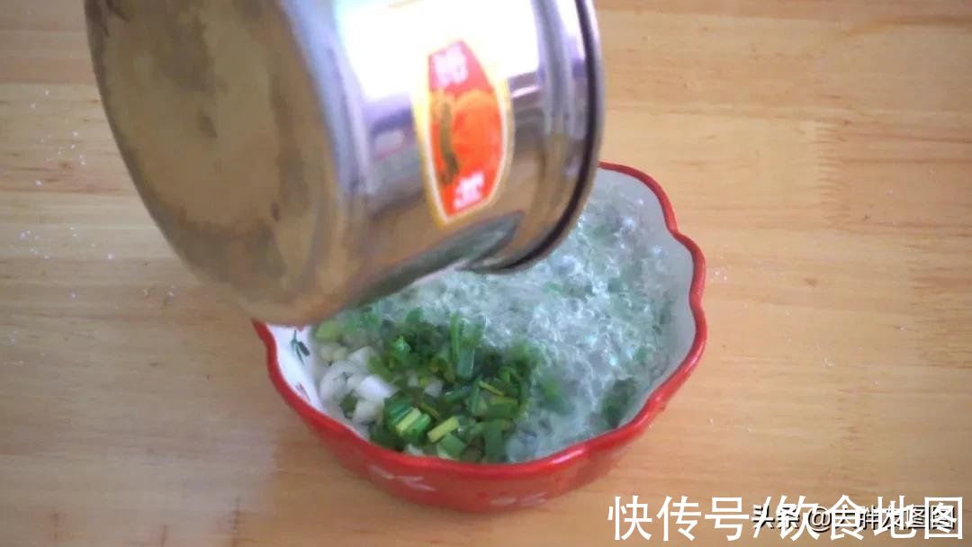 葱油饼这样做才香!这个方子值得收藏,厨艺不好也能成功