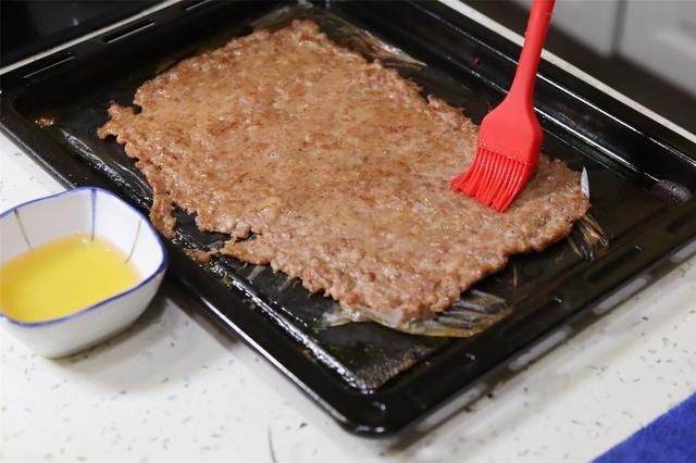 肉片|用猪肉做零食，在家自制“猪肉脯”，每一口都香喷喷的，老简单了