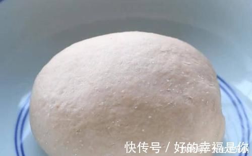 长条|西红柿加2个鸡蛋,这样做连吃一周都不腻,无油无水,好吃又健康