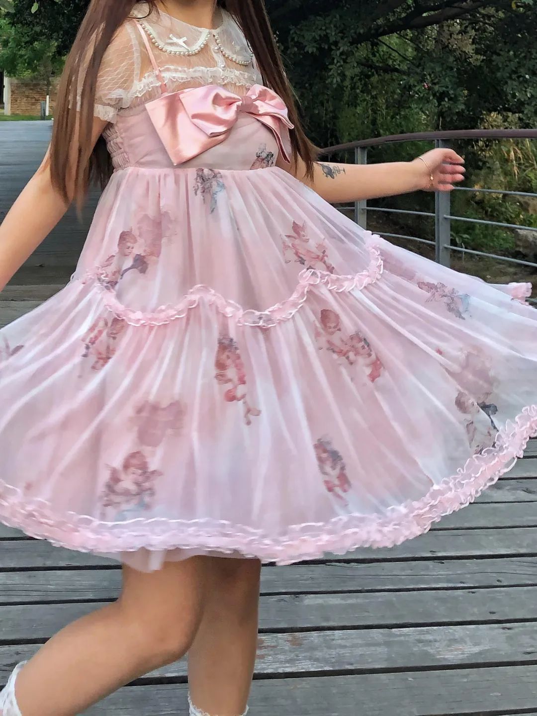 阿依莲风|甜美风怎样才能拿捏好分寸,穿出甜而不腻的感觉?