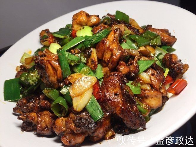 家常炒鸡|家常鸡的食谱，简单可口的炸鸡方法，实在是太好吃了，吃不饱
