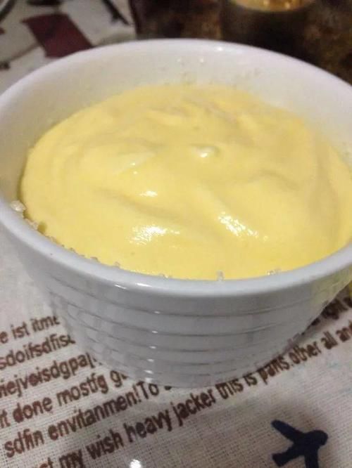 吃进嘴里像冰淇淋的蛋糕，细腻，入口即化