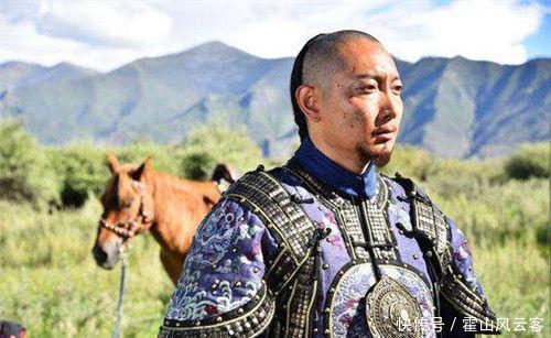 眼花|清朝三眼花翎到底有多珍贵？296年间仅7人拥有，连左宗棠都没资格