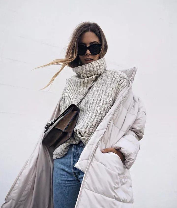 穿衣搭配:1件毛衣内搭=25种方法,冬季这样穿保暖又时髦,美炸了