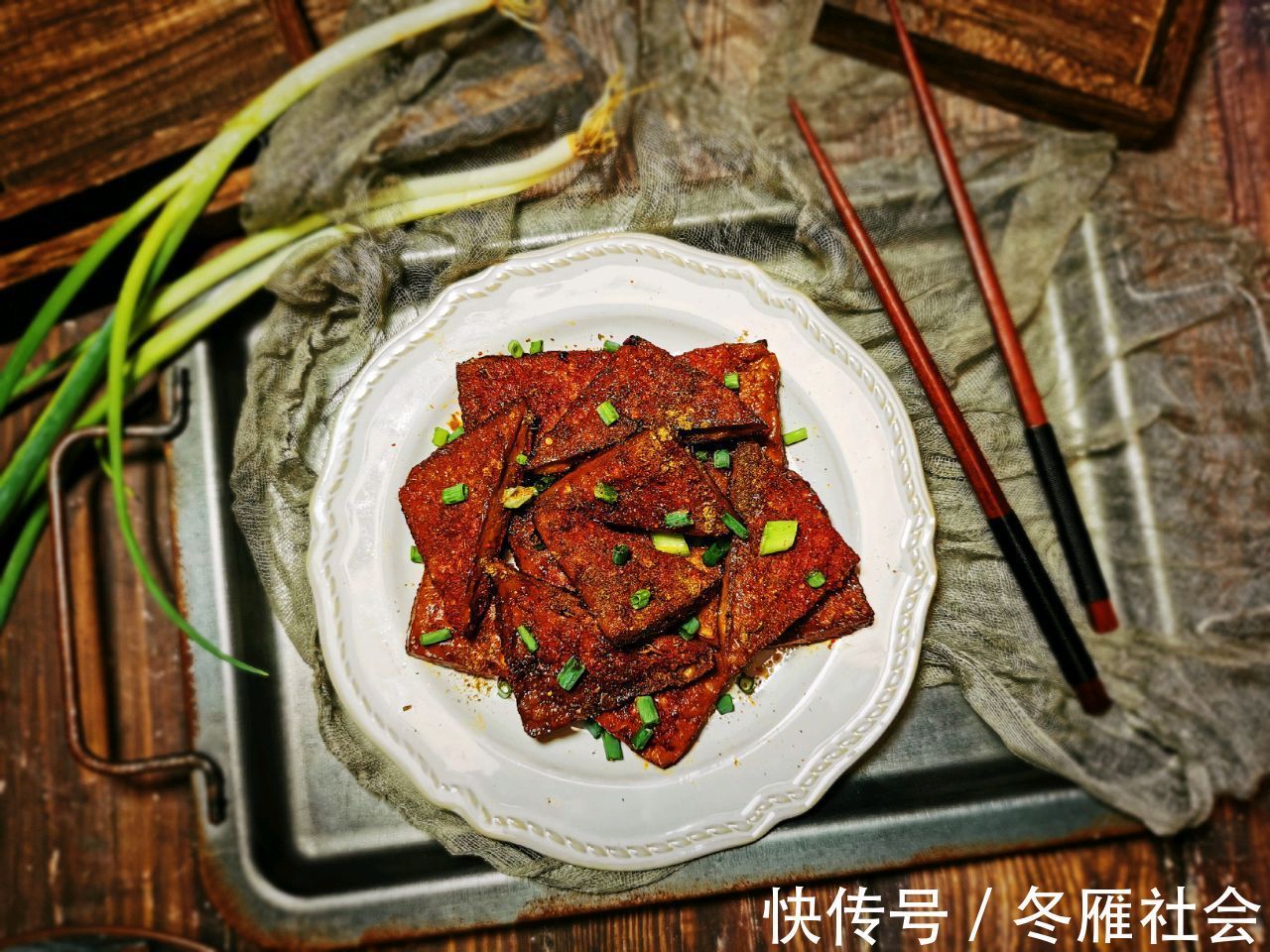 豆腐干|鲜香四溢的香辣豆干，制作简单，解馋下饭