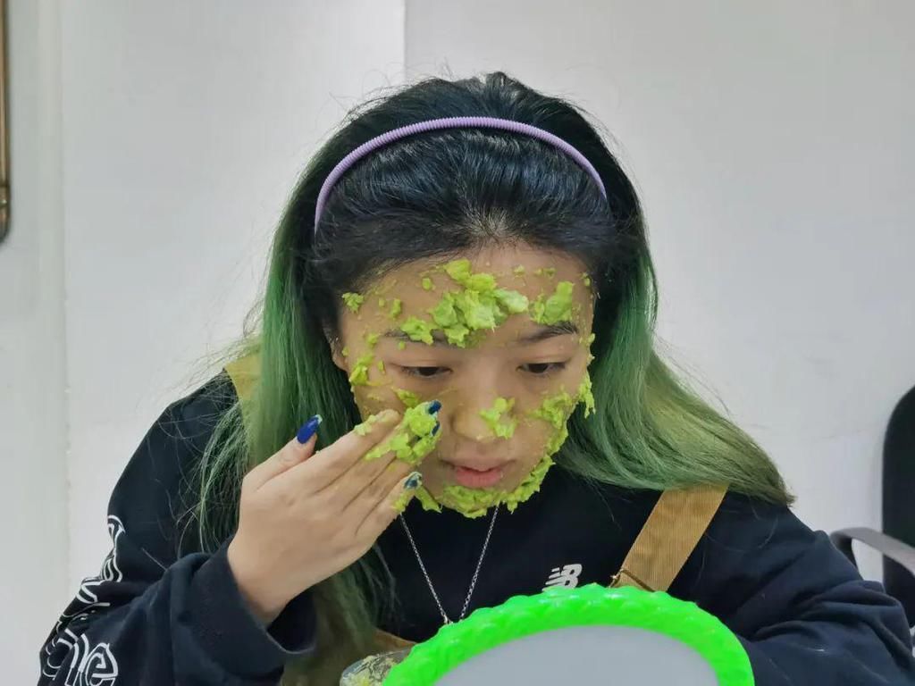 博主|跟着小红书博主做自制面膜,我脸没了