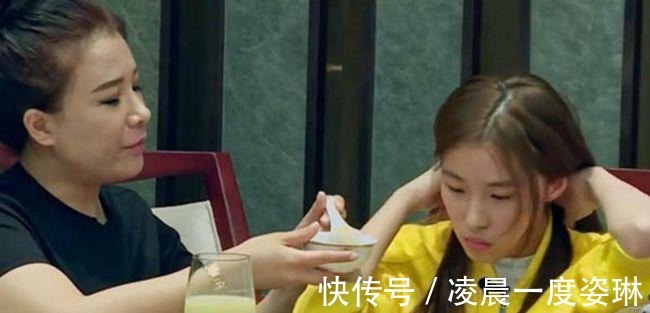 少女|她是当年参加变形计的少女,吃饭要人喂,如今怎么样了