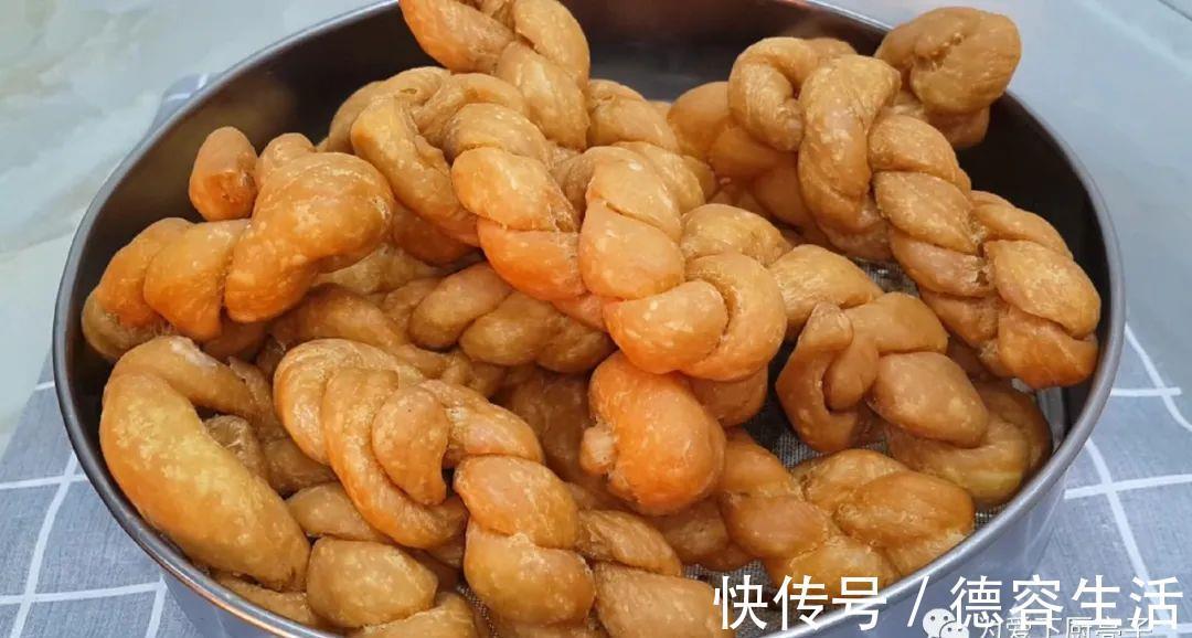 香甜|我家麻花从来不用买，教你简单做法，焦脆又香甜，吃一口就爱上了