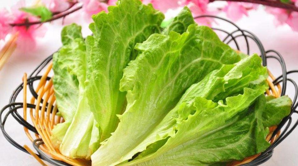 莴苣素|女性不想老太快,常吃三种食物,滋阴润燥,排毒养颜,保持年轻态