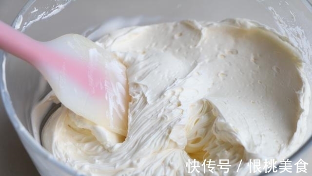 糖粉|简单几步，教你在家做曲奇饼干，又酥又脆比买的好吃，特别解馋