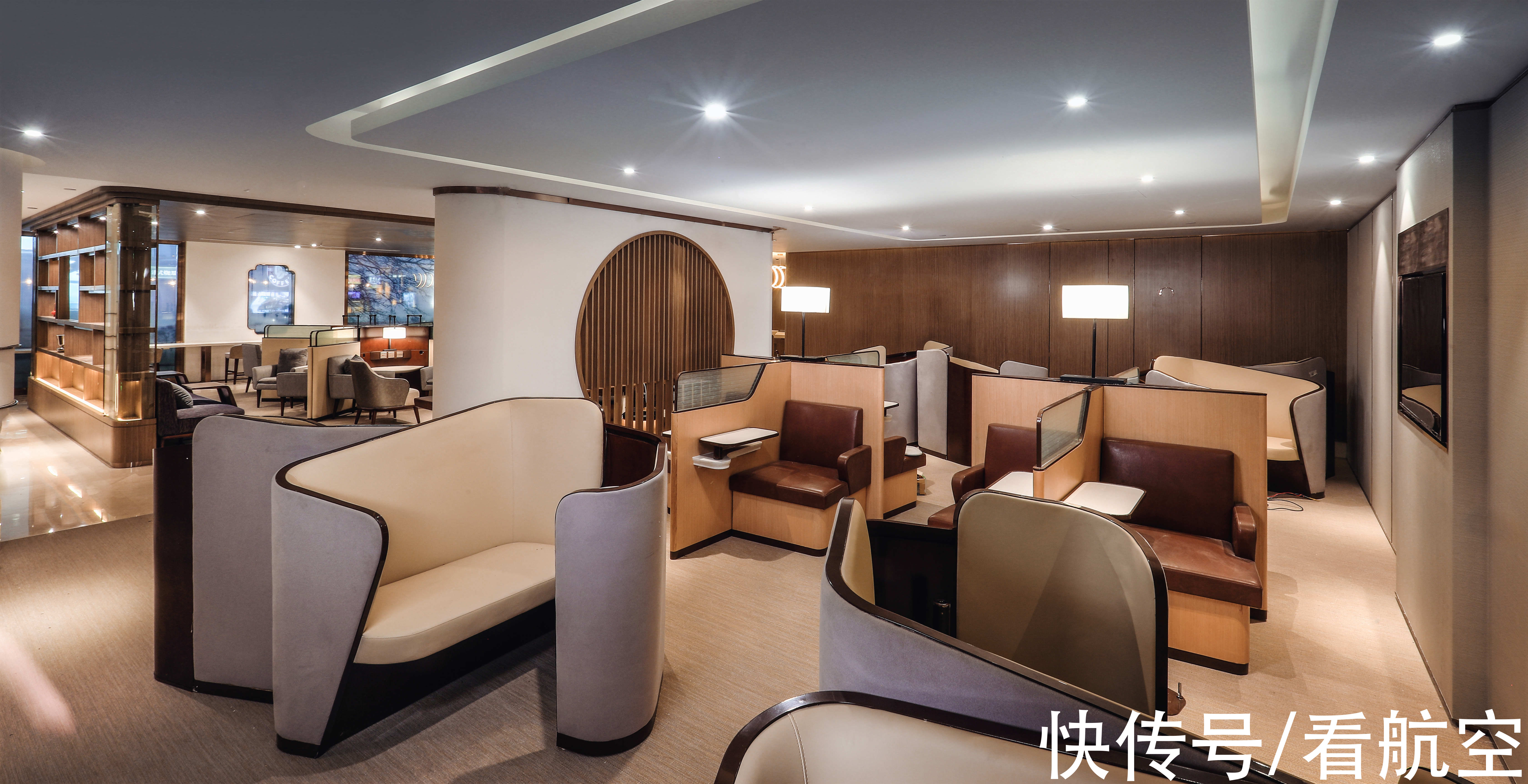 旅客|海南航空贵宾室荣获“2021年度品质休息室”荣誉