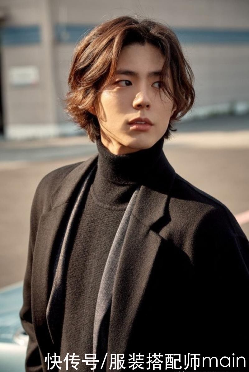 中长发不是女生的专利！这5款男神发型潇洒又帅气，太适合过年了