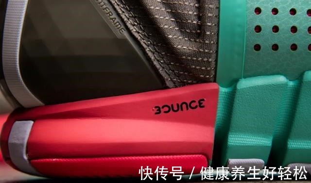 rose4 4大科技加持单只才348克这就是阿迪顶级实战鞋的能力吗!