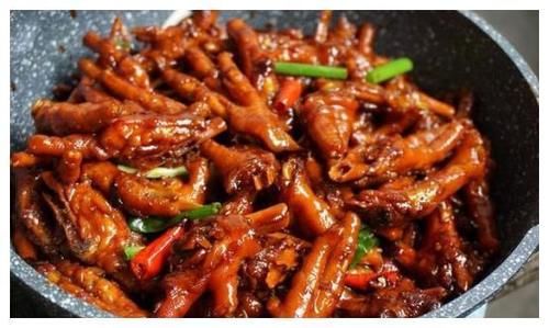 美食优选：香辣鸡爪，农家小炒肉，鹌鹑蛋炖猪尾巴，红烧狮子头的做法