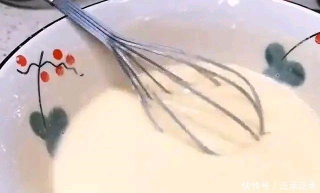 酸奶|酸奶新吃法,简单2步一次成功,做出来的酸奶蛋糕,孩子抢着吃