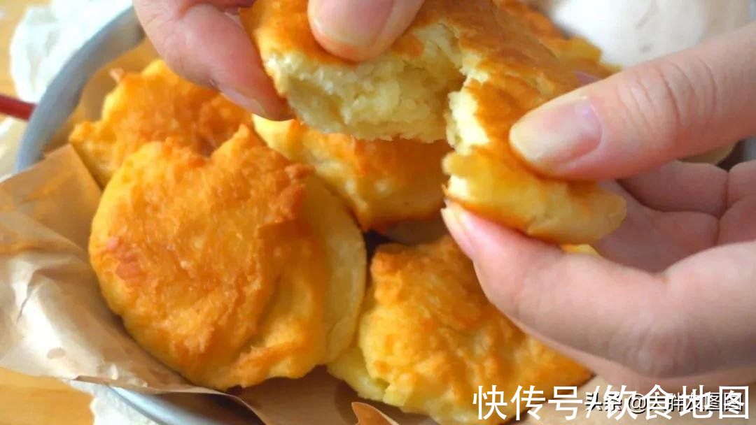 10分钟搞定热腾腾的早餐,不烤不蒸,软蓬的油墩子,上桌一秒光盘