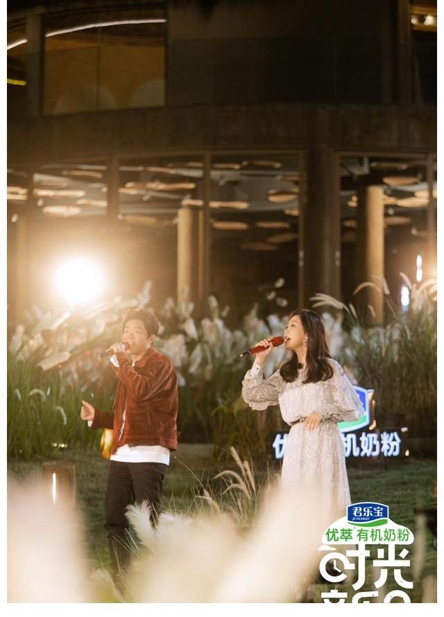 今秋最治愈!《时光音乐会》开播收视夺冠,华语大咖走心诠释经典