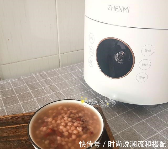 入冬|入冬后,吃坚果别错过它,熬粥放吃几颗润肺还止咳,多买点慢慢吃