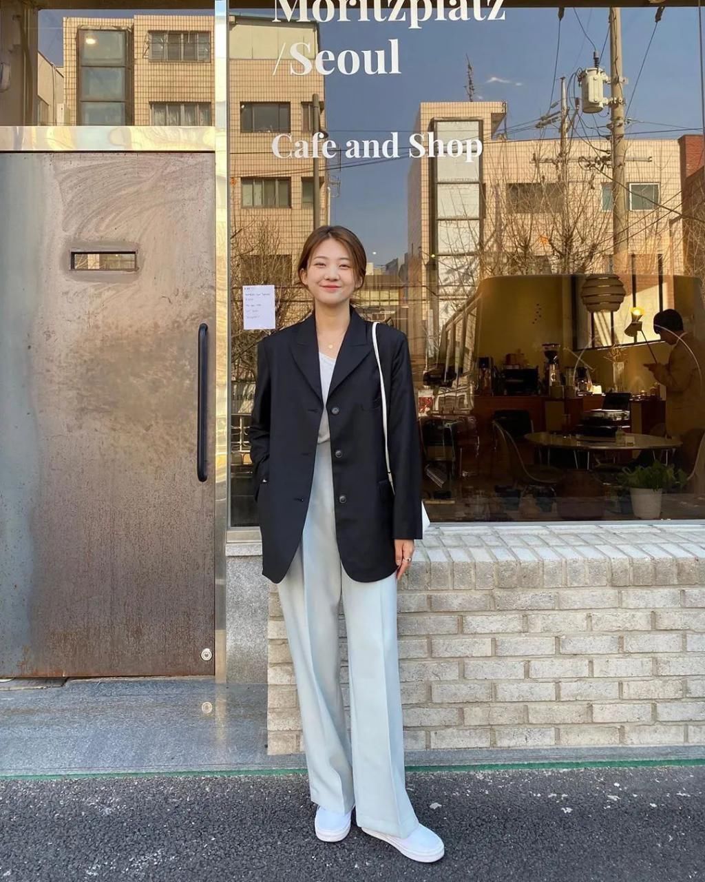 “阔腿裤”输惨了会藏肉的“云朵裤”也太显瘦了吧