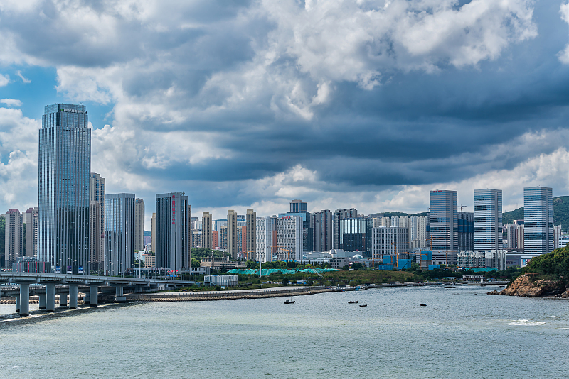 王健林|今年不买房,5年后是随便挑还是买不起?王健林、孙宏斌意见一致