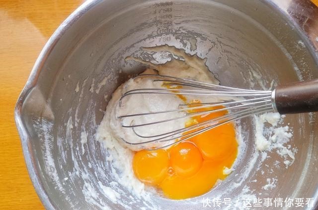 柠檬别只知道泡水喝，用来做蛋糕，滋味妙不可言，口味清新好喜欢