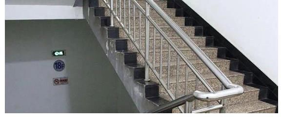 电梯|住高层住宅是什么感觉?老业主诉苦:有几个“弊端”,住得难受