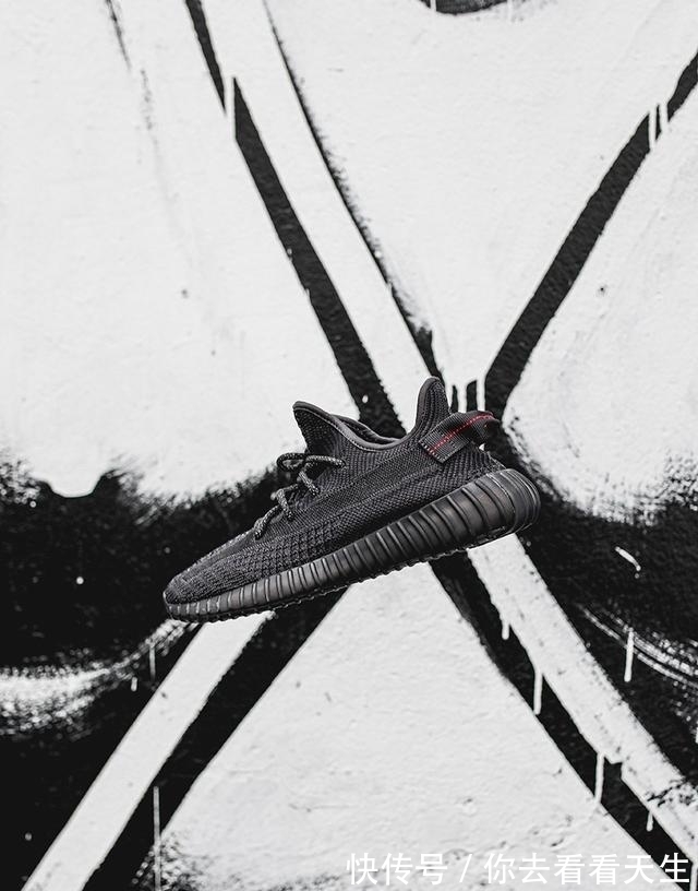 yeezy 一年 365 天都穿不腻的黑魂狂潮,黑的也太帅了