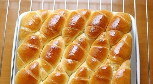 黄油|1次发酵,也能做出柔软拉丝的面包,即使放置3天也不硬,绵软十足