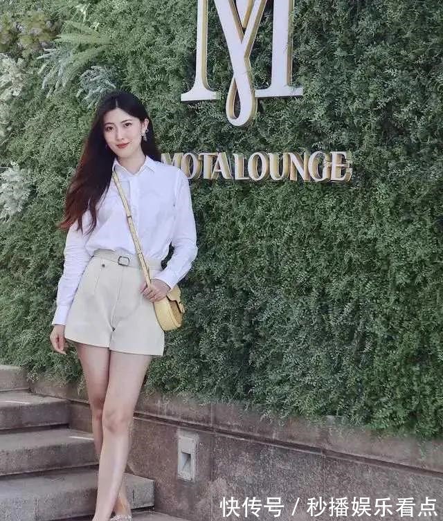 气质优雅 这才是真正的美！穿着得体，气质优雅，真的美到了一笑一颦中