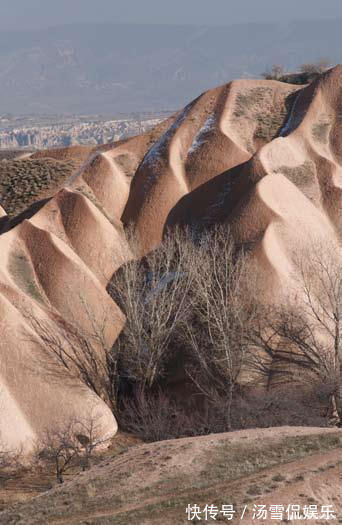 古城堡|世界八大奇迹之一，曾经的隐修避难地，简直就是火山岩的童话世界