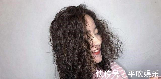 洋气 为啥别人烫发都很洋气?肯能是你选错了,这3个自带土气的发型!