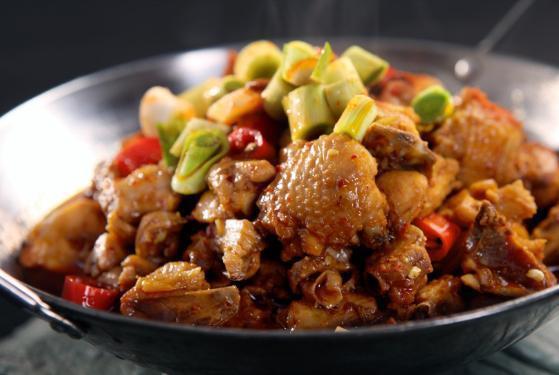 干锅菜|想吃入味的美食，大厨指导你，十分钟就能做好一道干锅