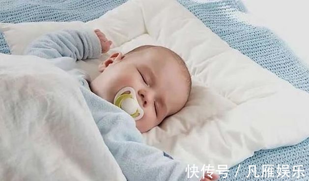 睡着|孩子熟睡后总爱“满床打滚”?是睡得不安稳吗?及早了解帮助孩子