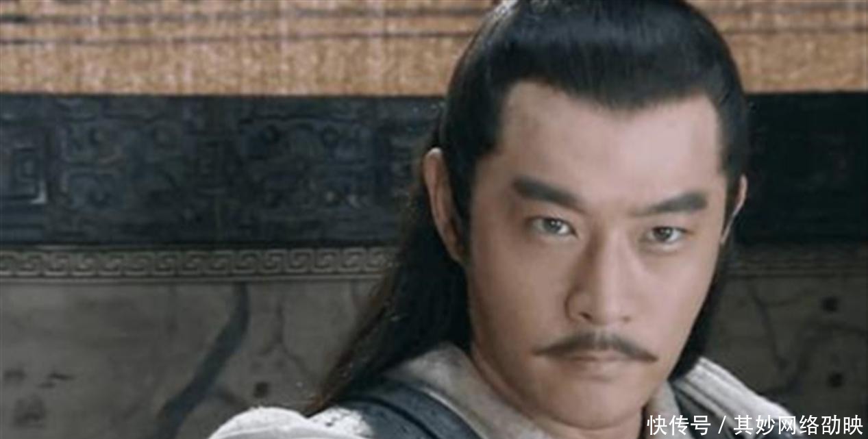 曹操|孔明草船借箭时,曹操为何不放“火箭”?鲁肃:孔明还留了一手